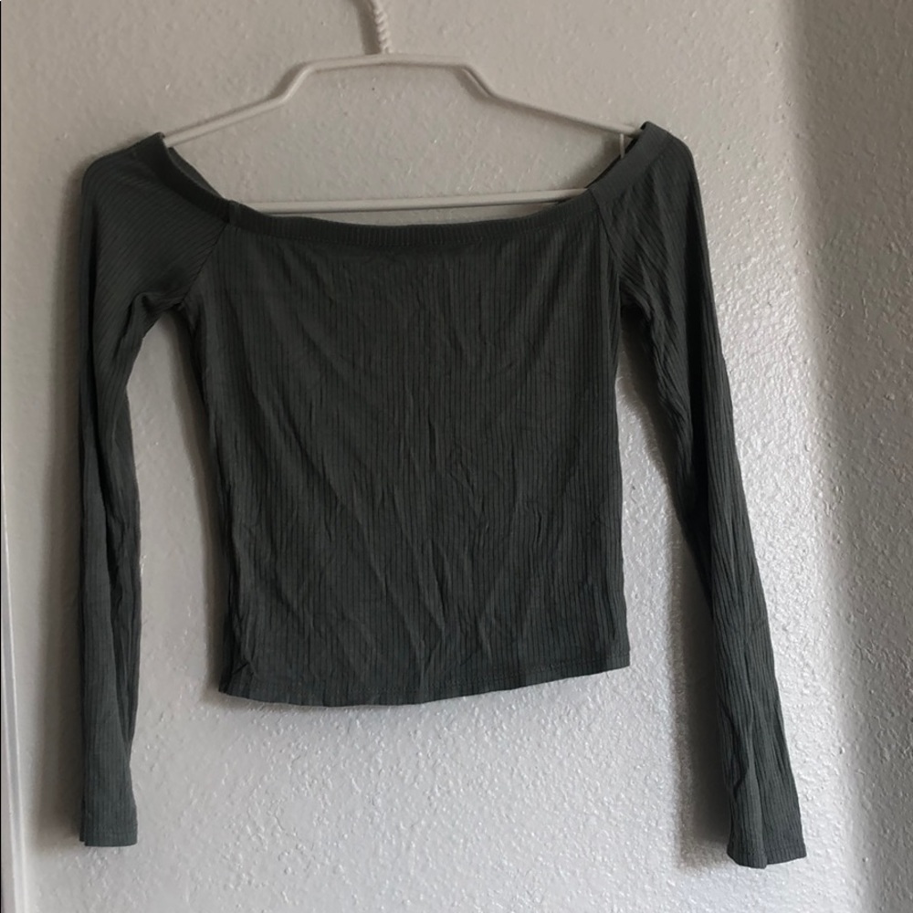 Off the shoulder long sleeve